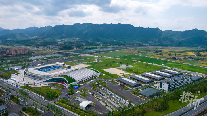 01杭州马术中心全景.jpg