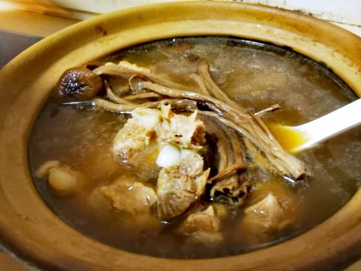 茶树菇排骨汤.jpg