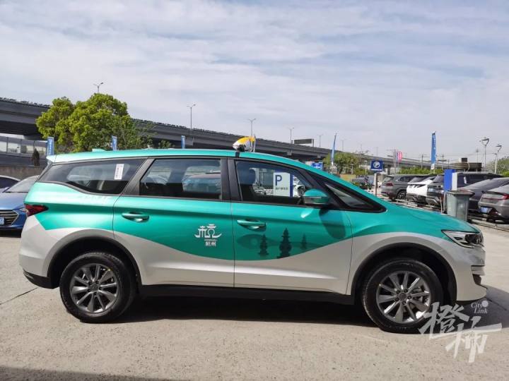 空间更大新装更具城市特色杭州出租车即将上新一起来看看新车的模样