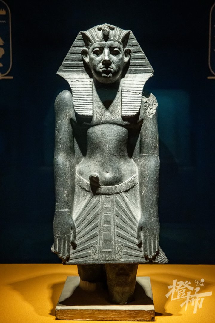 240717czq27 阿蒙涅姆赫特三世像。 记者 陈中秋 摄_调整大小.jpg