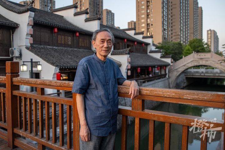 240514czq02 浙派古琴大师姚公白。 记者 陈中秋 摄_调整大小.jpg