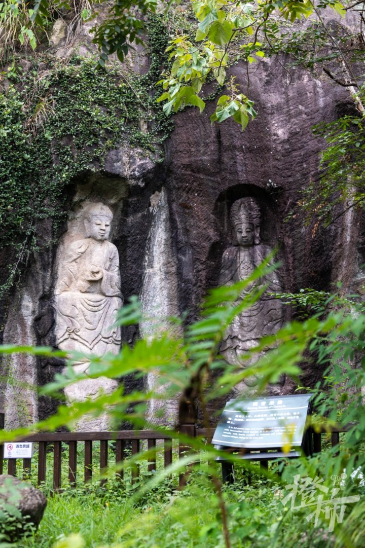 6观音坐像（右）与7释迦牟尼坐像（左）GE5A0298.jpg