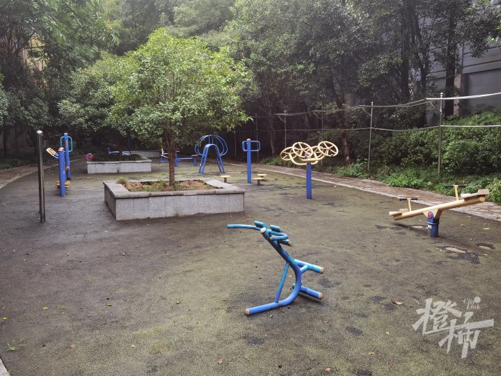 健身器材1.jpg