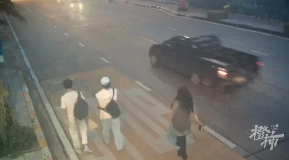 绑架封面.png