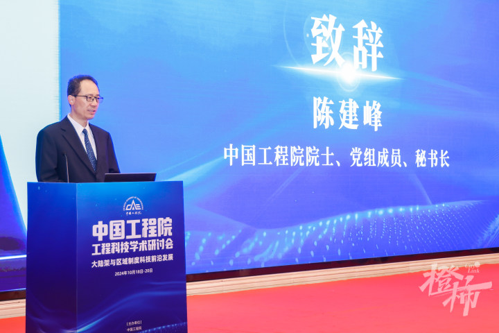 6N1A8480.jpg