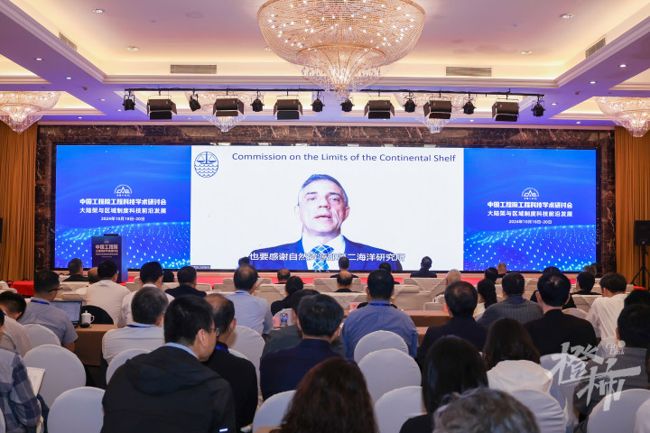 6N1A8600.jpg