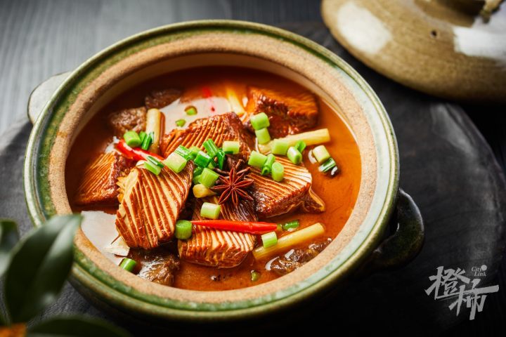 和牛炖临安千层豆腐.jpg