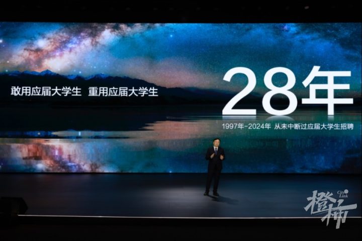 ccc0-e57cb65c0007596f8c9a93e6b94468a7.jpg