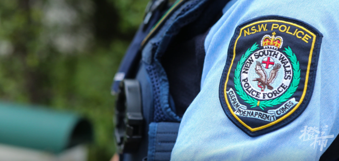 澳大利亚警方1.png