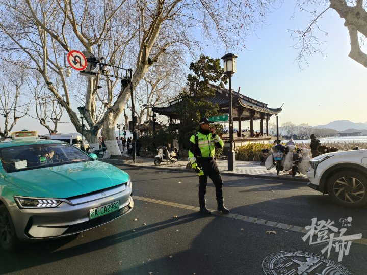 警官1.jpg