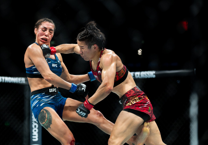 搏击——UFC：张伟丽卫冕女子草量级金腰(30369124)-20250209155351.JPG