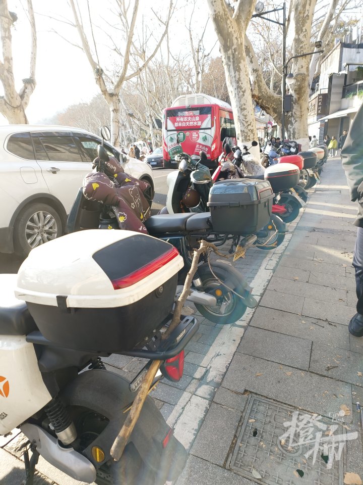 警官3.jpg