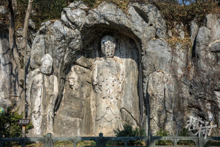 260123czq19 石佛院造像，西方三圣立像。 记者 陈中秋 摄_调整大小.jpg